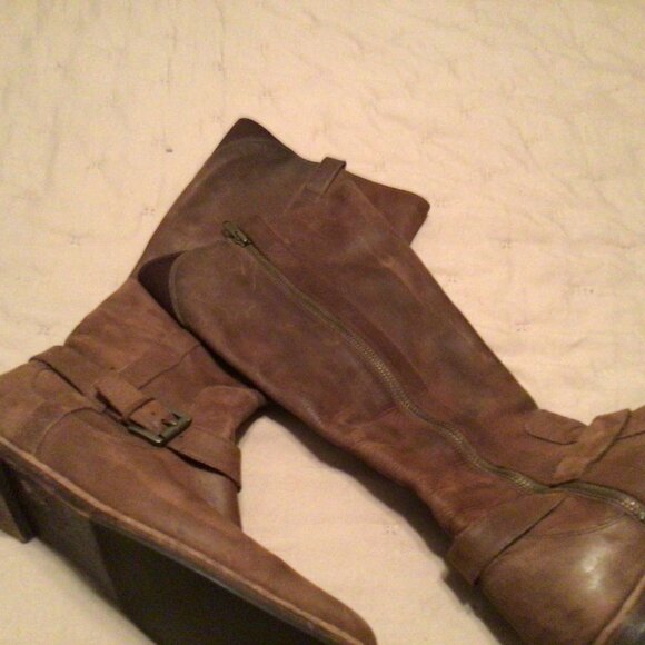 Cole Haan Brown Classic Riding Boots Size 10 B Equestrian Distressed Classic - Picture 1 of 7